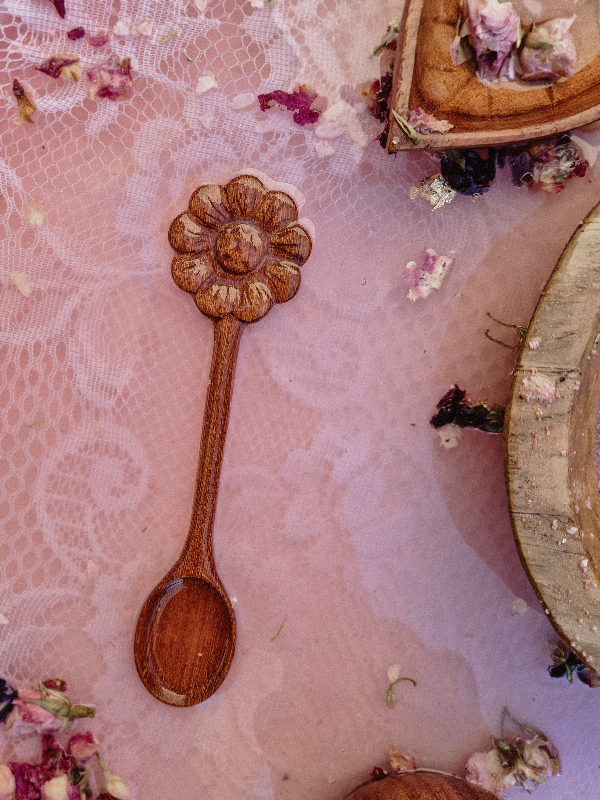 Daisy Bloom Spoon