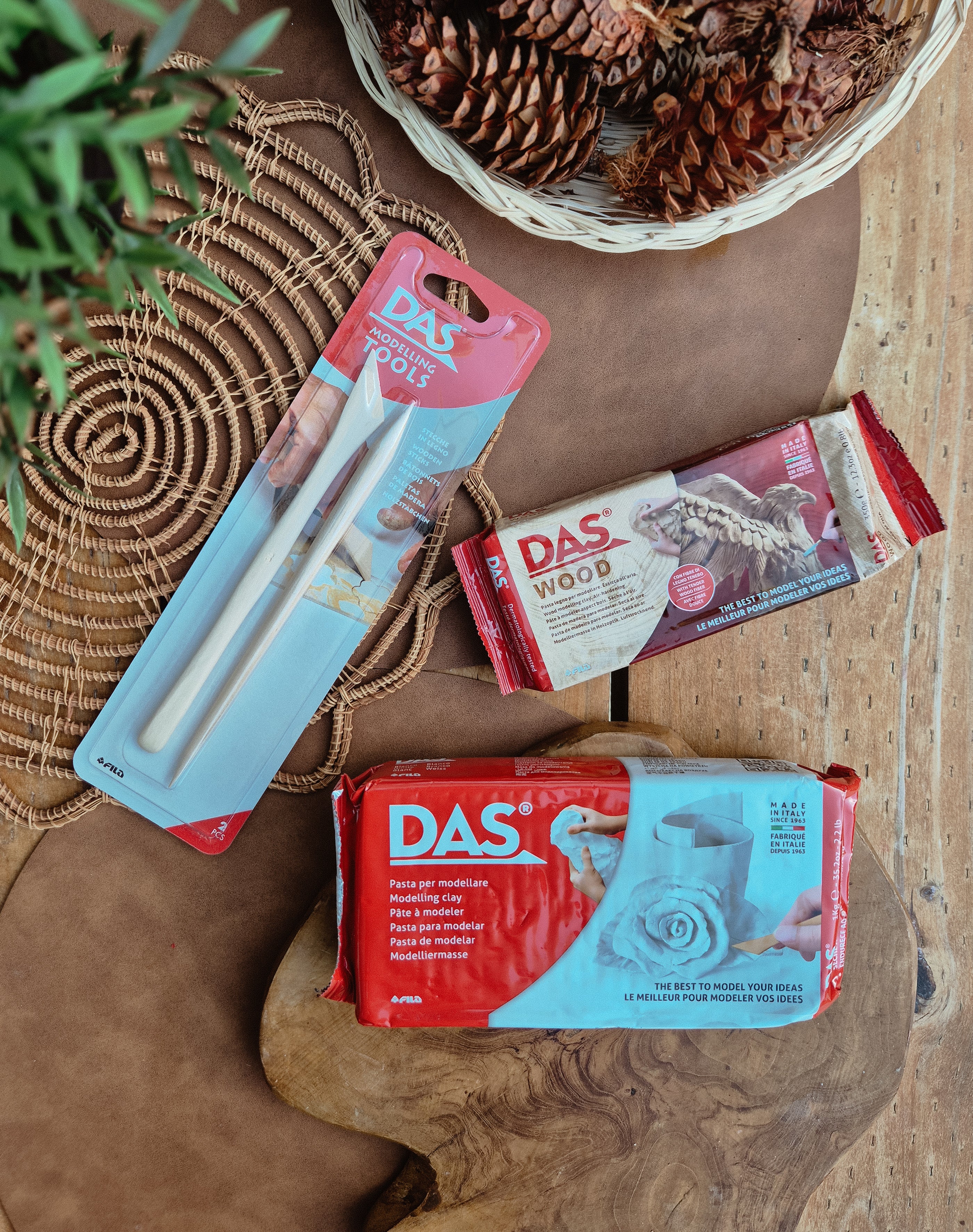 DAS Modelling Wood Clay